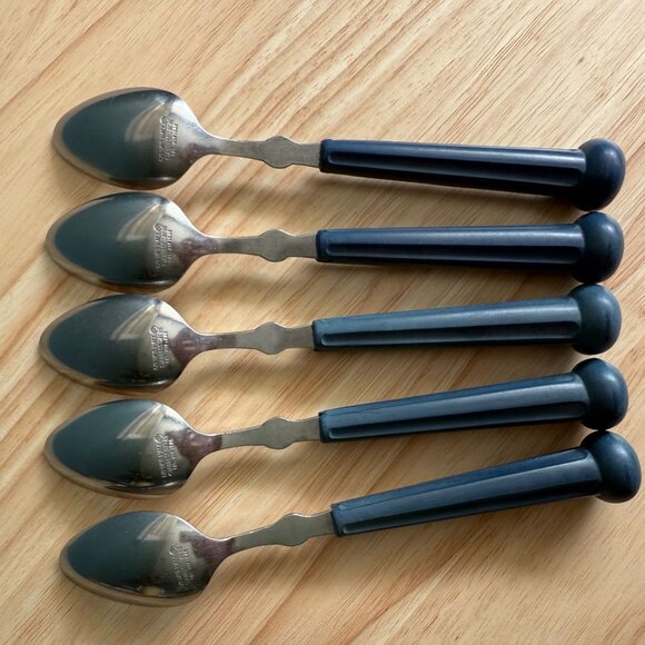 5 Oxford Hall Teaspoons Blue Handles 7-1/4" Vintage Retro Flatware Durable - Picture 5 of 10
